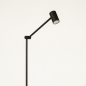 Foto 15597-6 niet_in_feed: Oplaadbare led vloerlamp in het zwart met knikarm en usb kabel 