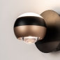 Foto 15612-16: Zwart met koffie bruine led wandlamp met DIP SWITCH en verstelbare lichtkleuren 