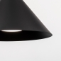 Foto 15617-10: Grote hanglamp rond in zwart met grote conische kap van metaal 