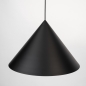 Foto 15617-8: Grote hanglamp rond in zwart met grote conische kap van metaal 
