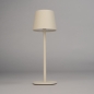 Foto 15675-5: Draadloze led tafellamp in beige dimbaar met USB kabel 