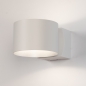 Foto 15748-2: Draaibare witte led wandlamp dimbaar met afstandsbediening 