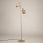 Foto 15754-3: Beige 2-lichts vloerlamp met schakelaar op de spots E27