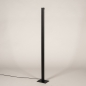 Foto 15810-6: Strakke zwarte vloerlamp met draaibare LED-strip