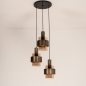 Foto 15857-7: Hanglamp met drie kokers van bruinkleurig glas met bronzen kokers aan een ronde plafondplaat