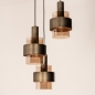 Foto 15857-8: Hanglamp met drie kokers van bruinkleurig glas met bronzen kokers aan een ronde plafondplaat