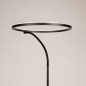 Foto 15927-2: Zwarte led vloerlamp met flexibele lichtcirkel