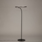 Foto 15927-8: Zwarte led vloerlamp met flexibele lichtcirkel