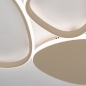 Foto 15940-6: Beige led plafondlamp met organische vormen
