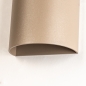 Foto 16084-5: Beige halfronde wandlamp met aan twee kanten licht