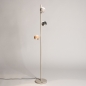 Foto 16102-6: Stijlvolle beige vloerlamp met drie bollen in verschillende kleuren