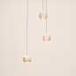 Foto 16120-2: Beige hanglamp, voorzien van drie lichtpunten, een easy lift systeem en een dim to warm functie