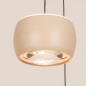 Foto 16120-7: Beige hanglamp, voorzien van drie lichtpunten, een easy lift systeem en een dim to warm functie