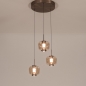 Foto 16133-2: Glazen hanglamp met drie glazen uitgevoerd in rosé/goud, voorzien van easy lift systeem