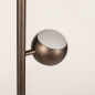 Foto 16233-14: Stijlvolle bronzen vloerlamp voorzien van drie koffiebruine bollen