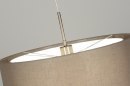 Foto 30140-8 detailfoto: Moderne hanglamp voorzien van een dubbele stoffen kap in taupe / witte kleur.