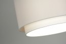 Foto 30141-6: Moderne hanglamp voorzien van een dubbele stoffen kap in witte kleur.