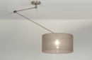 Foto 30316-16 vooraanzicht: Verstelbare hanglamp met knikarm en lampenkap in taupe kleur