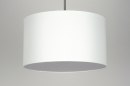 Foto 30379-8: Sfeervolle, moderne hanglamp in witte kleur voorzien van blender.
