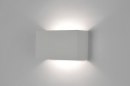 Foto 30622-3: Rechthoekige up en down wandlamp in het wit met dimbare led lamp