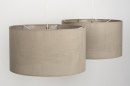 Foto 30625-10 niet_in_feed: Dubbele hanglamp met twee stoffen kappen in taupe