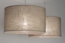 Foto 30625-4: Dubbele hanglamp met twee stoffen kappen in taupe