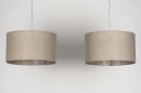 Foto 30625-8: Dubbele hanglamp met twee stoffen kappen in taupe