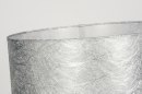 Foto 30643-7 detailfoto: Vloerlamp met ronde lampenkap van stof in zilver