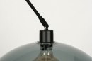 Foto 30740-9: Verstelbare zwarte hanglamp met knikarm en retro bol in rookglas look
