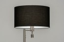Foto 30775-5 niet_in_feed: Staande leeslamp met stoffen lampenkap en led leeslampje