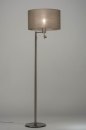 Foto 30777-1 schuinaanzicht: Staande lamp met stoffen kap en extra leeslamp 