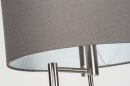 Foto 30778-9: Stehleuchte mit grauem Stoffschirm und zusätzlichem LED-Leselicht