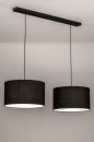 Foto 30862-1: Moderne hanglamp voorzien van twee stoffen, zwarte kappen.