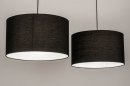 Foto 30862-3: Moderne hanglamp voorzien van twee stoffen, zwarte kappen.