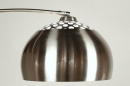 Foto 30876-13: Ausziehbare Bogenlampe aus gebürstetem Stahl und für austauschbare LED-Leuchtmittel geeignet.