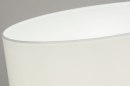 Foto 30879-8 detailfoto: Zwarte driepoot vloerlamp met witte lampenkap van stof