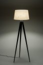 Foto 30885-2: Stativ-Stehlampe in Schwarz mit weißer Stoffschirm