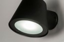 Foto 30900-5 niet_in_feed: Met sensor zwarte buitenlamp gemaakt van hoogwaardig aluminium voor een zeer scherpe prijs.