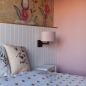 Foto 30901-16: Hotel chique Bedlamp met roze kap van fluweel