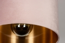 Foto 30915-4: Sfeervolle plafondlamp in een trendy kleurencombinatie; roze / goud.