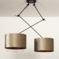 Foto 30925-12: Verstelbare dubbele hanglamp met twee taupe lampenkappen van fluweel met een koperkleurige binnenkant