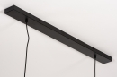 Foto 30927-12: Zwarte hanglamp met mooie lichtroze lampenkappen van fluweel met een koperkleurige binnenkant