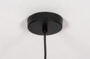 Foto 30932-8: Zwarte hanglamp met grijze lampenkap van fluweel met een zilverkleurige binnenkant