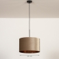 Foto 30933-1: Zwarte hanglamp met een taupe lampenkap van fluweel en een koperkleurige binnenkant
