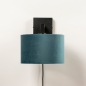Foto 30935-13: Zwarte wandlamp met Petrol blauwe kap, geschikt voor led verlichting.