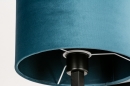 Foto 30935-7: Zwarte wandlamp met Petrol blauwe kap, geschikt voor led verlichting.