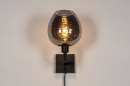 Foto 30936-3: Zwarte wandlamp met rookglas, snoer en schakelaar op wandplaat