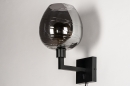 Foto 30936-4: Zwarte wandlamp met rookglas, snoer en schakelaar op wandplaat