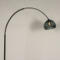 Foto 30950-19: Moderne Bogenlampe aus Metall in trendigem Mattschwarz und einem Kunststoffschirm wie Rauchglas, für LED geeignet.