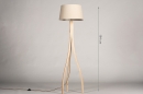 Foto 31059-1 maatindicatie: Driepoot vloerlamp van hout met beige kap